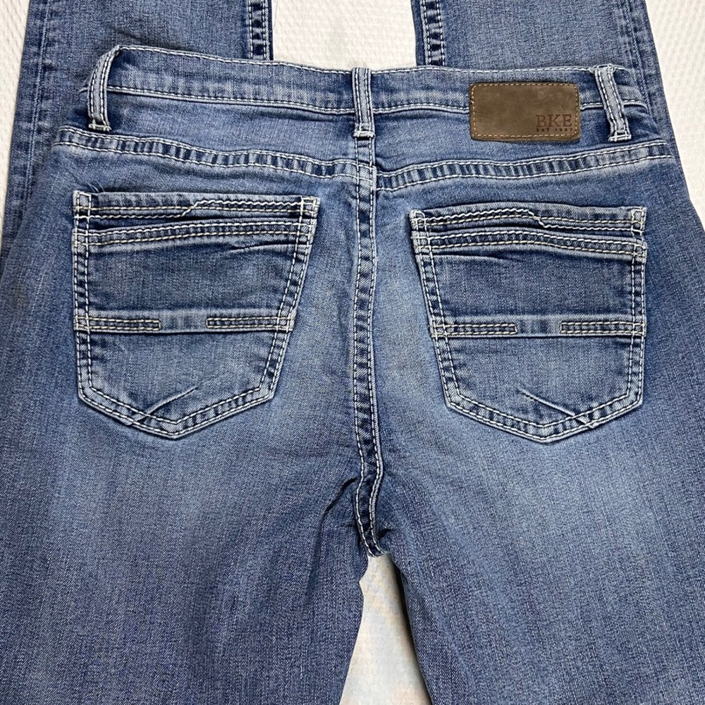 BKE Mens Straight Leg Medium Wash Denim Jeans Blue Contrast Stitch 32x32 No Tags - Picture 8 of 8